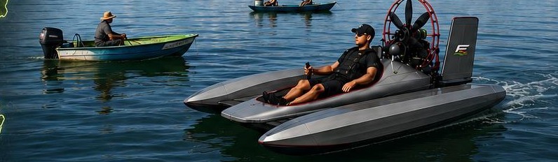 Ekranoplano Económico junto a embarcaciones de pesca en el lago